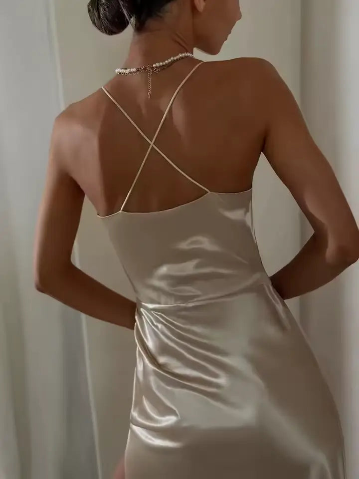 Vestido Feminino Fenda Alta Plissado Cetim